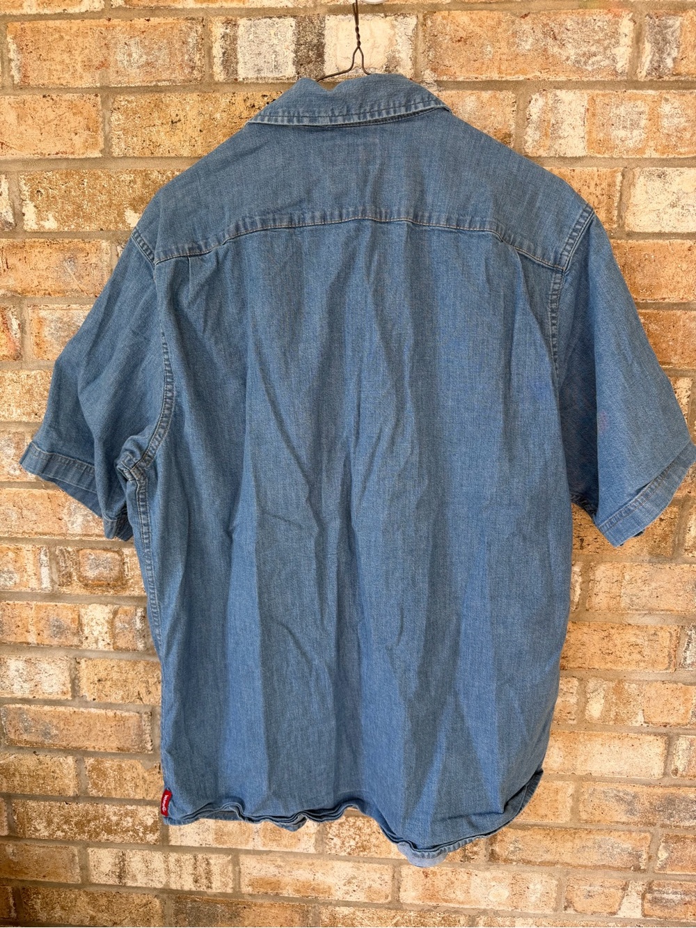 Men’s Large Wrangler Men's Short Sleeve Denim Shirt - Light Blue - Picture 4 of 6